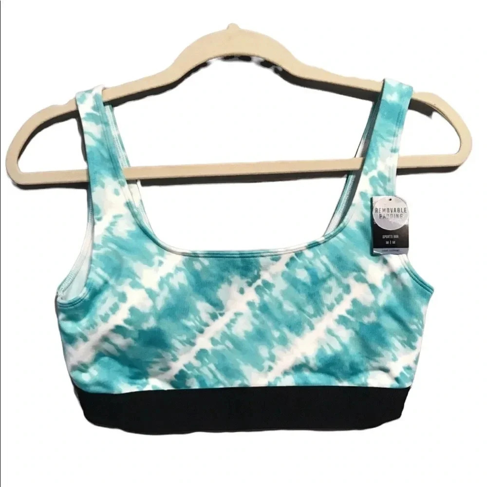 NWT PINK Victoria’s Secret Sports Bra Size Medium